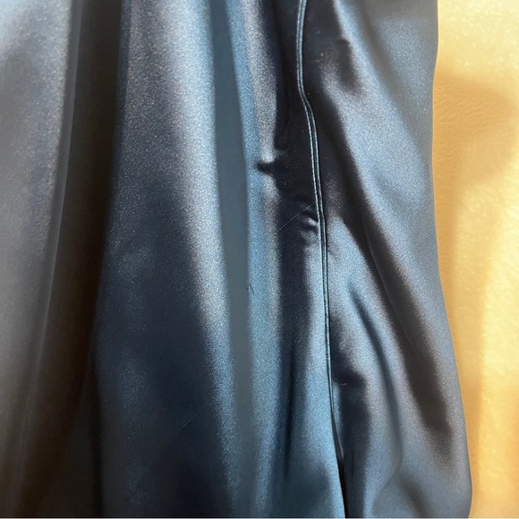 a new day jewel sapphire blue satin midi skirt women's medium - Picture 12 of 12